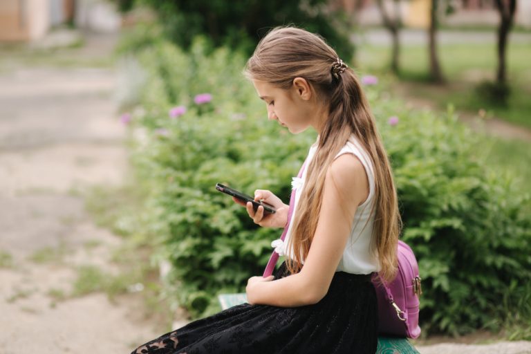 Mobiles and bullying – tips for kids